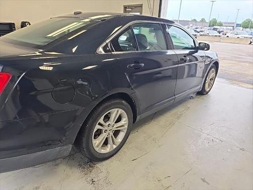 2014 Ford Taurus SEL