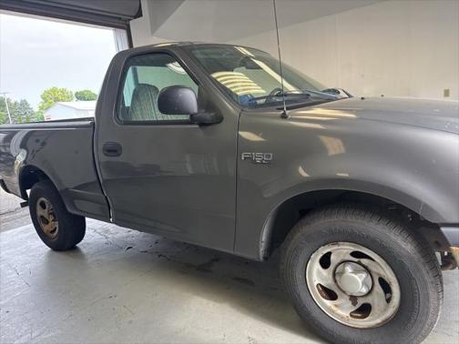 2004 Ford F-150 Heritage XL