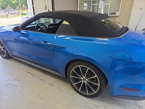 2020 Ford Mustang EcoBoost Premium