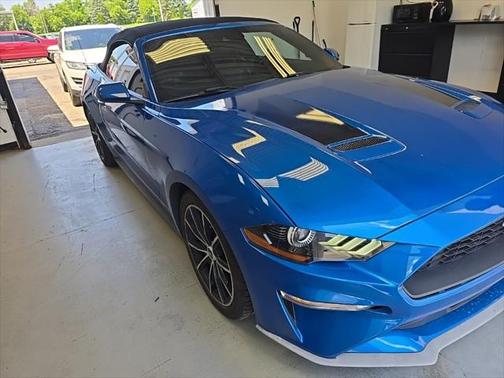 2020 Ford Mustang EcoBoost Premium
