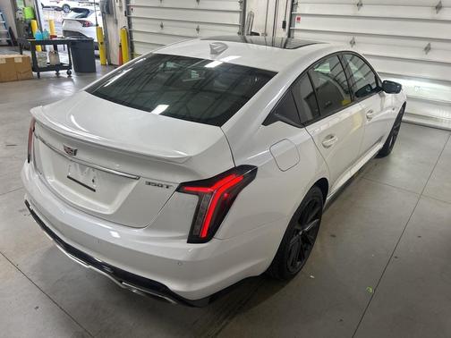 2022 Cadillac CT5 Sport
