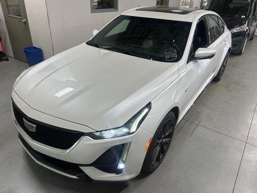 2022 Cadillac CT5 Sport