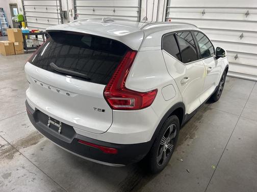 2022 Volvo XC40 T5 Inscription