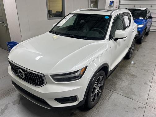 2022 Volvo XC40 T5 Inscription