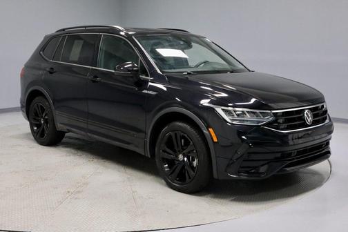 2023 Volkswagen Tiguan 2.0T SE R-Line Black 4MOTION