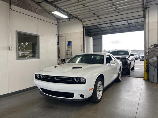 2023 Dodge Challenger SXT