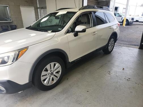 2015 Subaru Outback 2.5i Premium