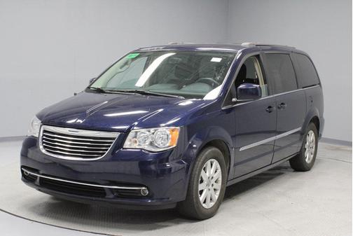 2015 Chrysler Town & Country Touring