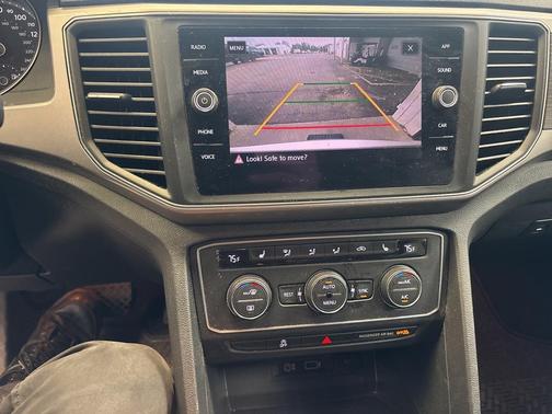 2019 Volkswagen Atlas 3.6L SE w/Technology