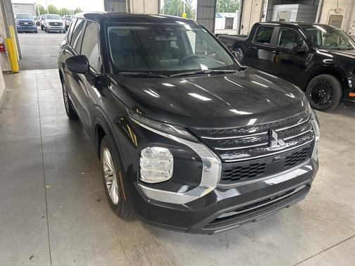 2024 Mitsubishi Outlander ES 2.5 2WD