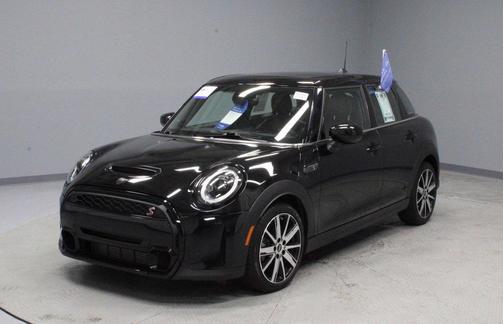2022 MINI Hardtop Cooper S