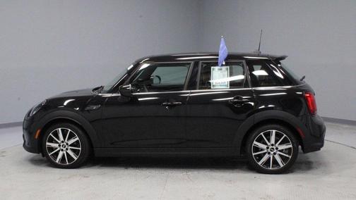 2022 MINI Hardtop Cooper S