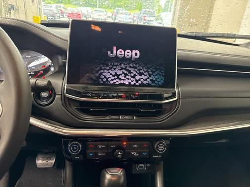2023 Jeep Compass (RED) Edition 4x4