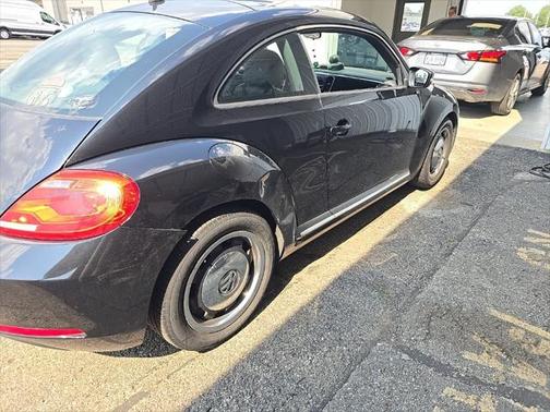 2012 Volkswagen Beetle 2.5L