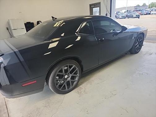 2016 Dodge Challenger R/T Scat Pack