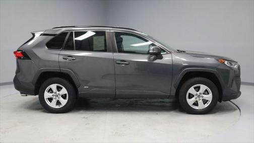 2020 Toyota RAV4 Hybrid XLE