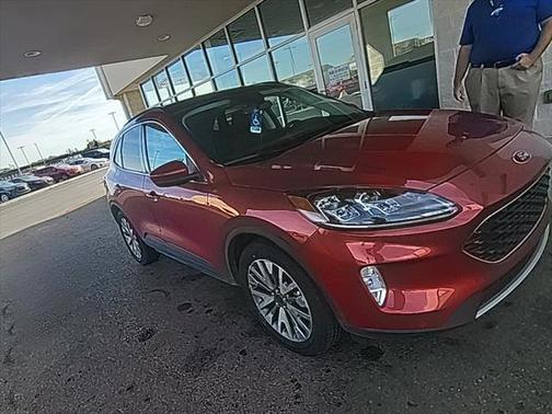 2022 Ford Escape Titanium
