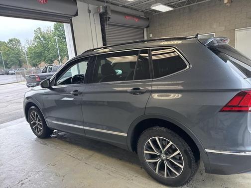 2020 Volkswagen Tiguan 2.0T SE 4MOTION