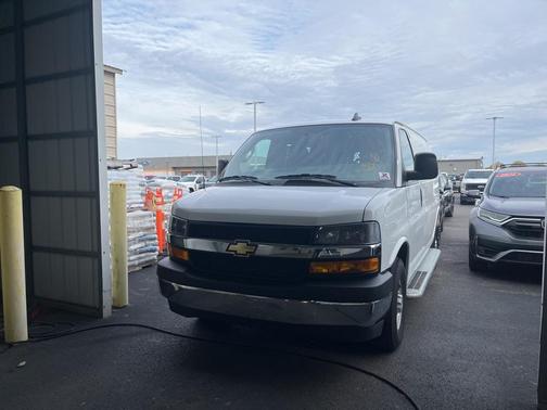 2024 Chevrolet Express 2500 RWD 2500 Regular Wheelbase WT