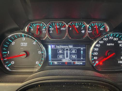 2016 Chevrolet Suburban LT