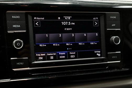 2022 Volkswagen Taos 1.5T S