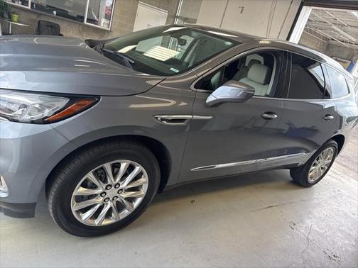 2021 Buick Enclave AWD Essence