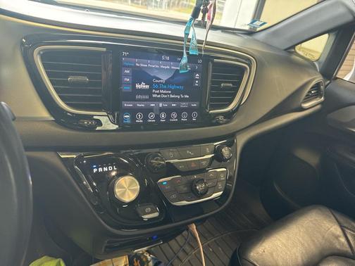 2018 Chrysler Pacifica Touring-L Plus