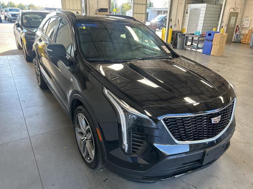 2023 Cadillac XT4 Sport
