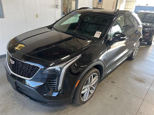2023 Cadillac XT4 Sport