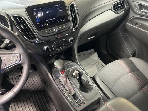 2022 Chevrolet Equinox FWD RS