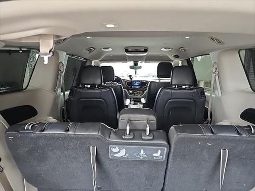 2018 Chrysler Pacifica Touring-L
