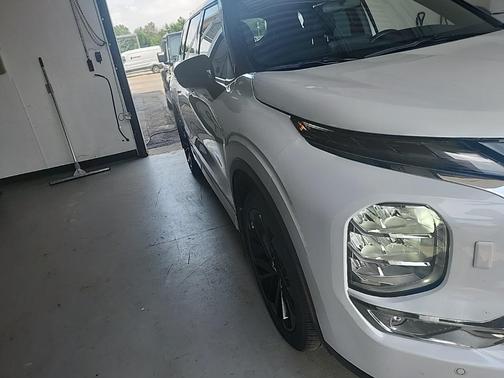 2023 Mitsubishi Outlander Ralliart S-AWC