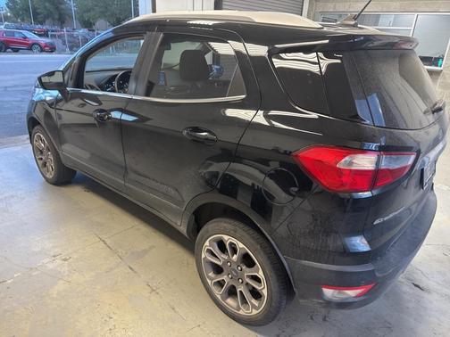 2022 Ford EcoSport Titanium