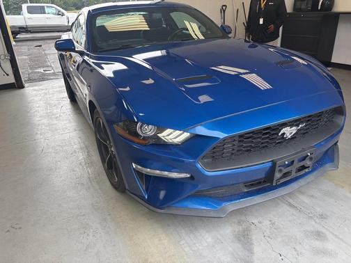 2018 Ford Mustang EcoBoost