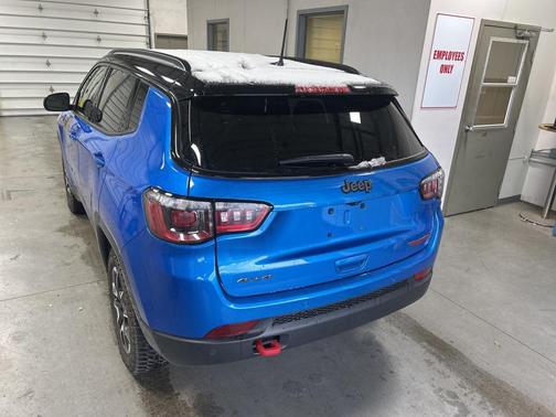 2024 Jeep Compass Trailhawk