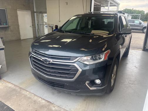 2018 Chevrolet Traverse LT Cloth