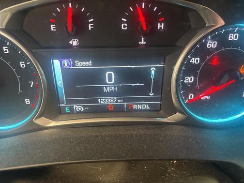2018 Chevrolet Traverse LT Cloth