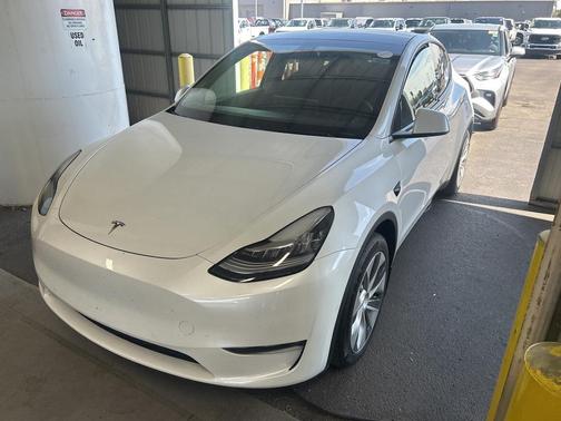 2021 Tesla Model Y Long Range Dual Motor All-Wheel Drive