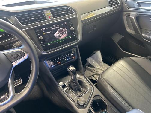 2023 Volkswagen Tiguan 2.0T SE R-Line Black 4MOTION