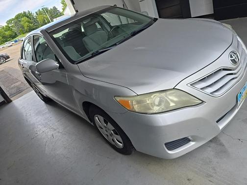 2010 Toyota Camry LE