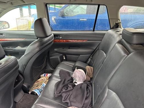 2011 Subaru Outback 3.6 R Limited