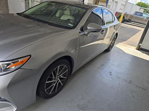 2017 Lexus ES 350 Base