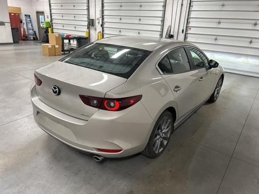 2025 Mazda Mazda3 FWD w/Preferred Package