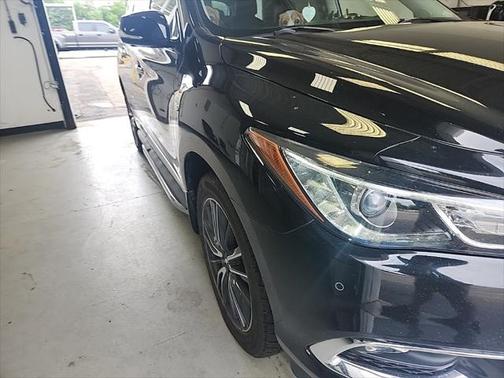 2017 INFINITI QX60 Base