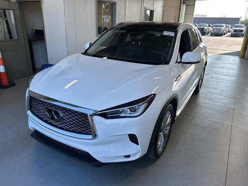 2024 INFINITI QX50 LUXE