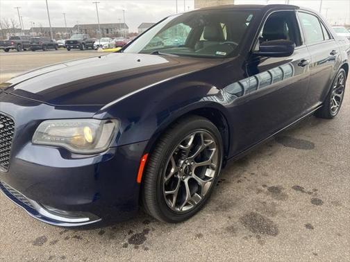 2016 Chrysler 300 S