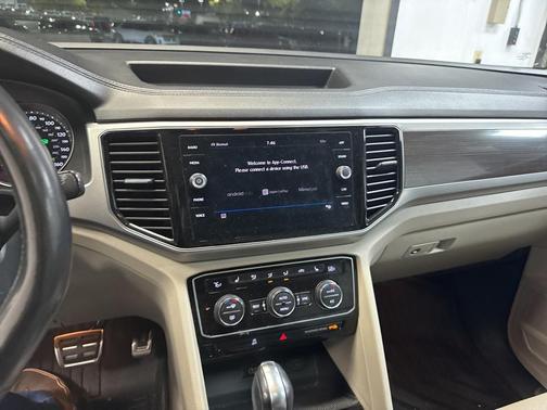 2018 Volkswagen Atlas 3.6L SEL