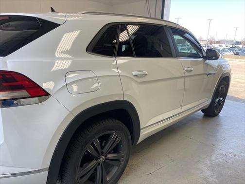 2021 Volkswagen Atlas Cross Sport 3.6L V6 SE w/Technology R-Line
