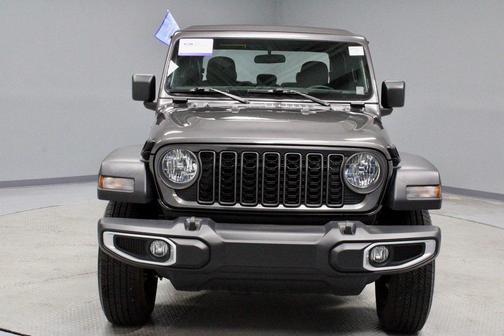 2024 Jeep Gladiator Sport