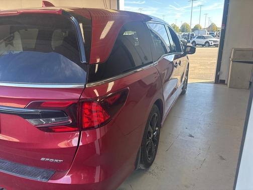 2023 Honda Odyssey Sport